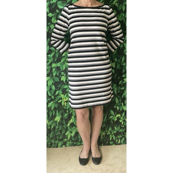 LOFT Dresses & Skirts - 🖤  Ann Taylor Black & White Striped Boat Neck Dress – Size Medium